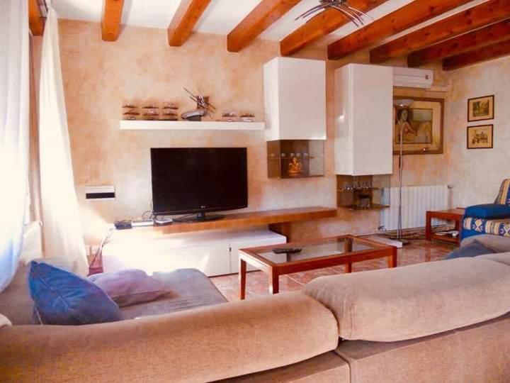 Casa La Luna Камбрильс Экстерьер фото
